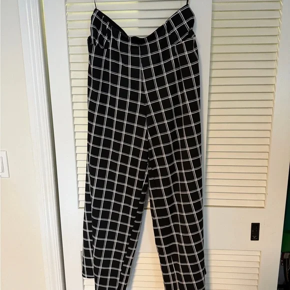 BloomChic Black and Gray Plaid Pants - Picture 1 of 6